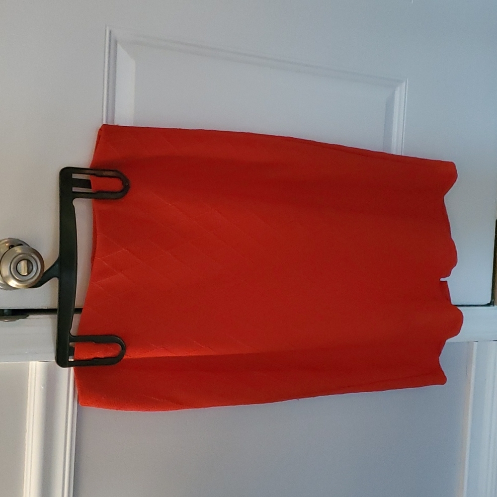 NYCC red pencil skirt